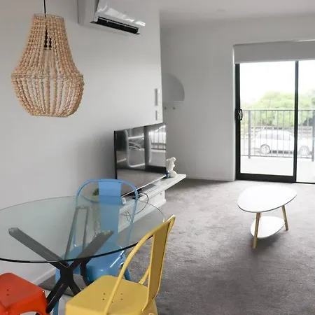 Seaviews On Marine Parade Christchurch Exterior photo